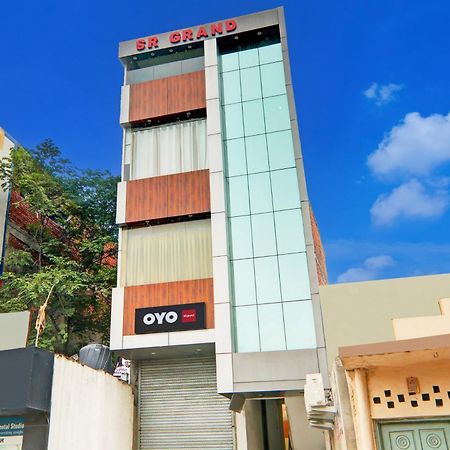 Hotel O Sr Grand Gorakhpur Bagian luar foto